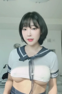 탕후루 연습하는 강인경 교복 노브라 캠