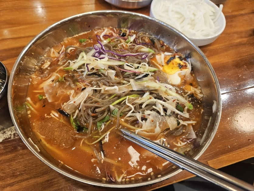 야식 메밀국수죠 ㅎ