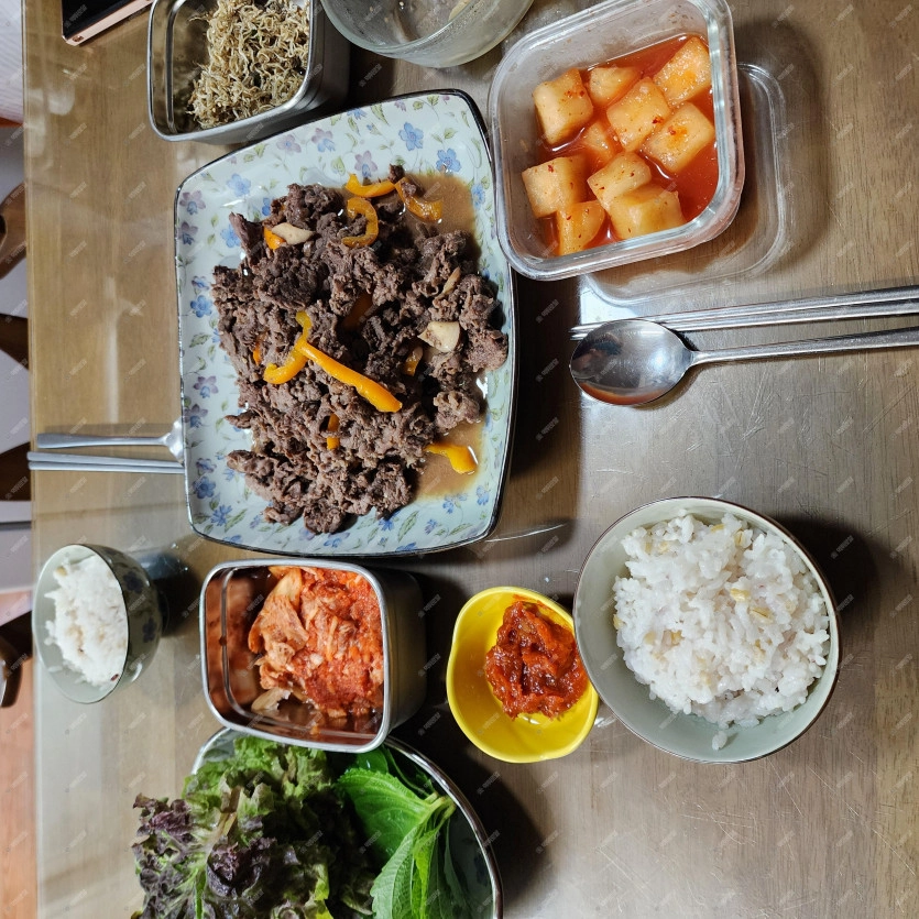 점심 식사 맛점