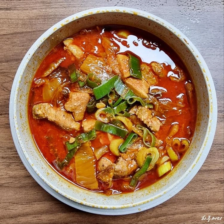 김치찌개는 며칠지난게 맞있는건 인정